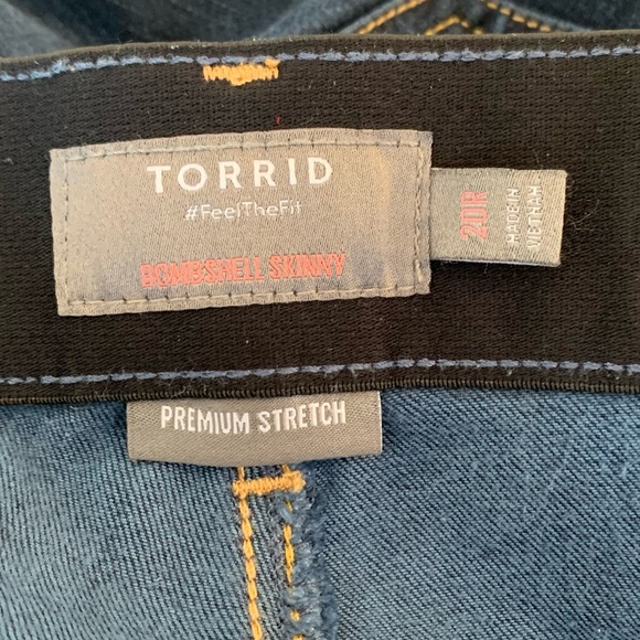 Torrid Bombshell Skinny Jeans - Picture 6 of 7
